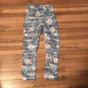Lululemon cropped legging